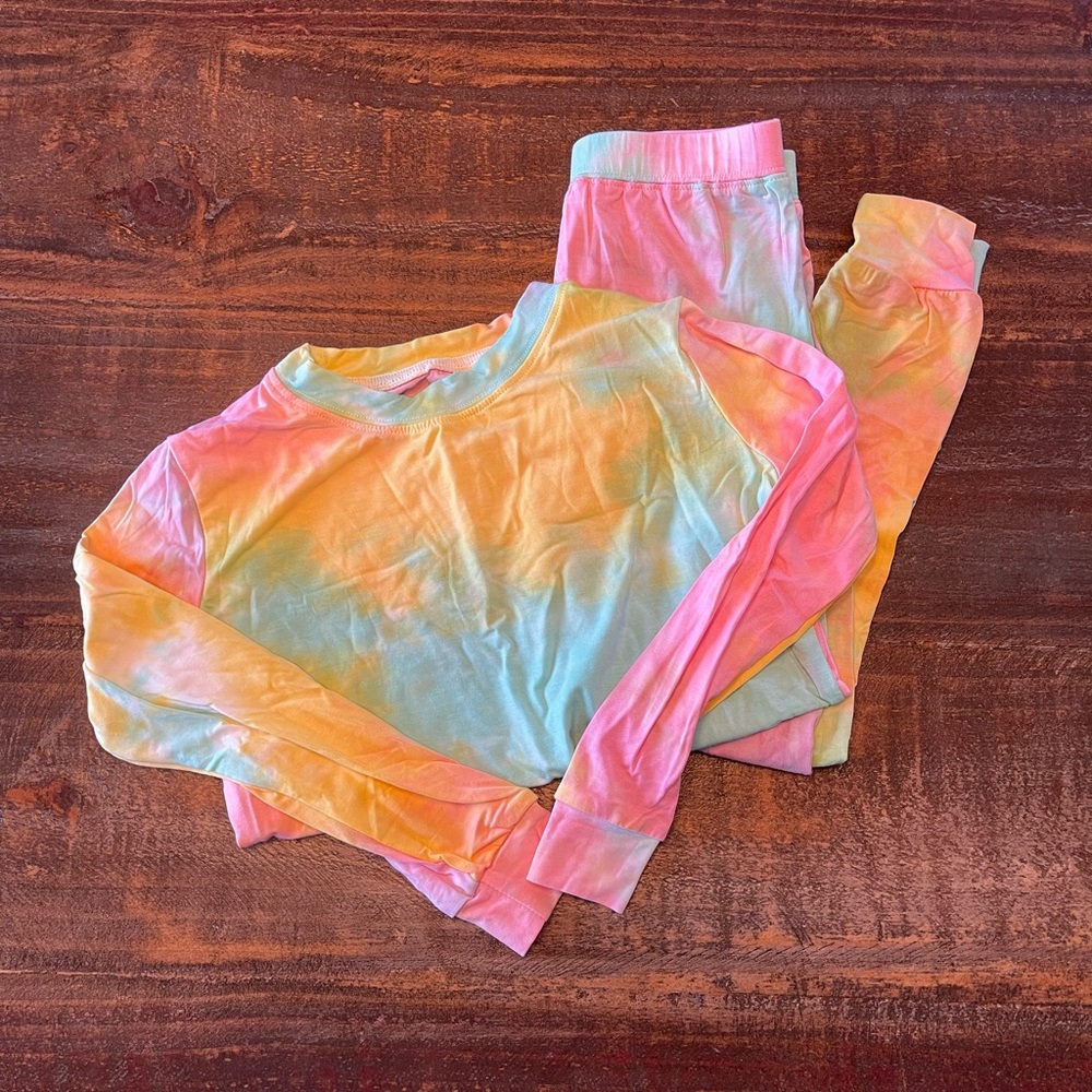 Lightweight pajama set size 5/6